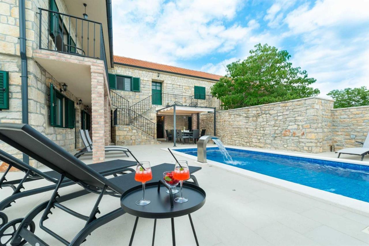 Stone Villa Didovi Snovi With Heated Pool Lisane Ostrovicke 외부 사진